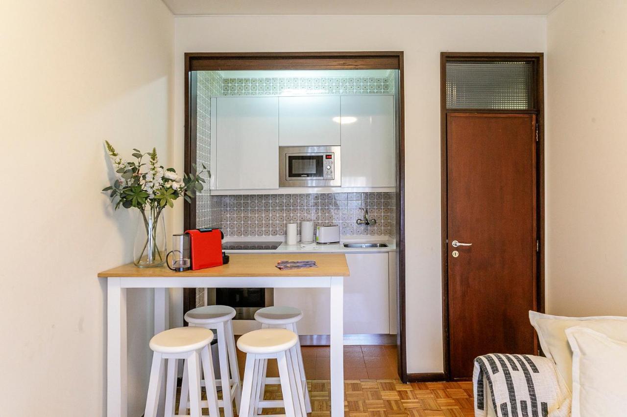 Lovelystay - Genuine Bonfim Balcony Flat Porto Buitenkant foto