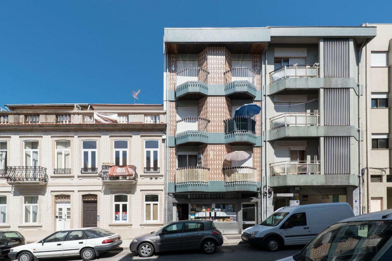 Lovelystay - Genuine Bonfim Balcony Flat Porto Buitenkant foto