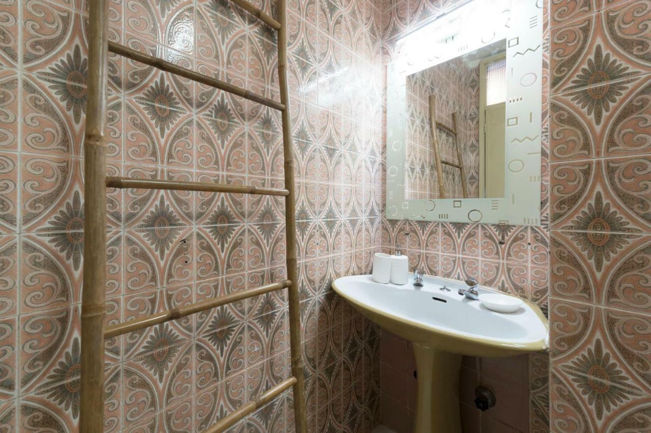 Lovelystay - Genuine Bonfim Balcony Flat Porto Buitenkant foto